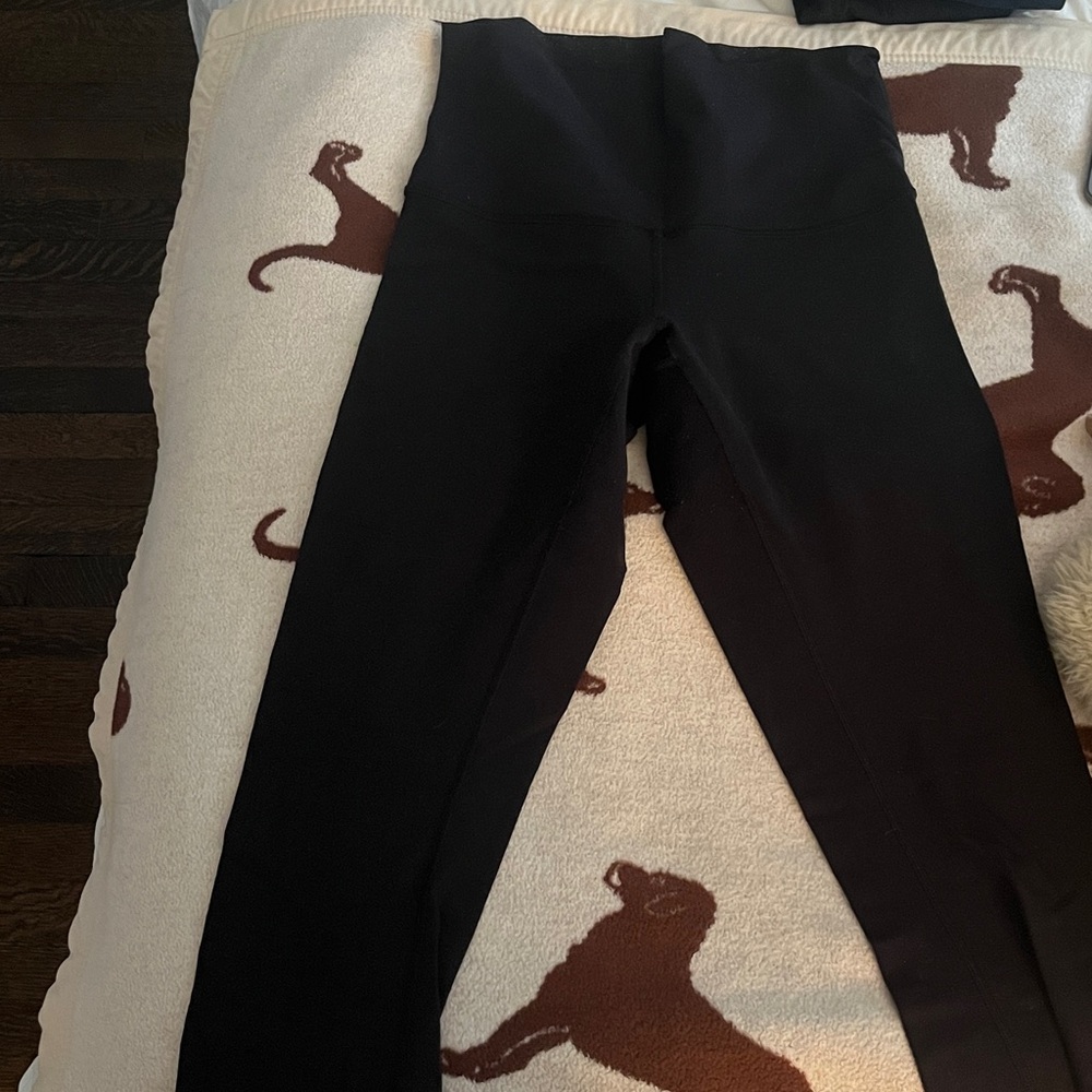 Old Lululemon Align 3/4 Black Leggings